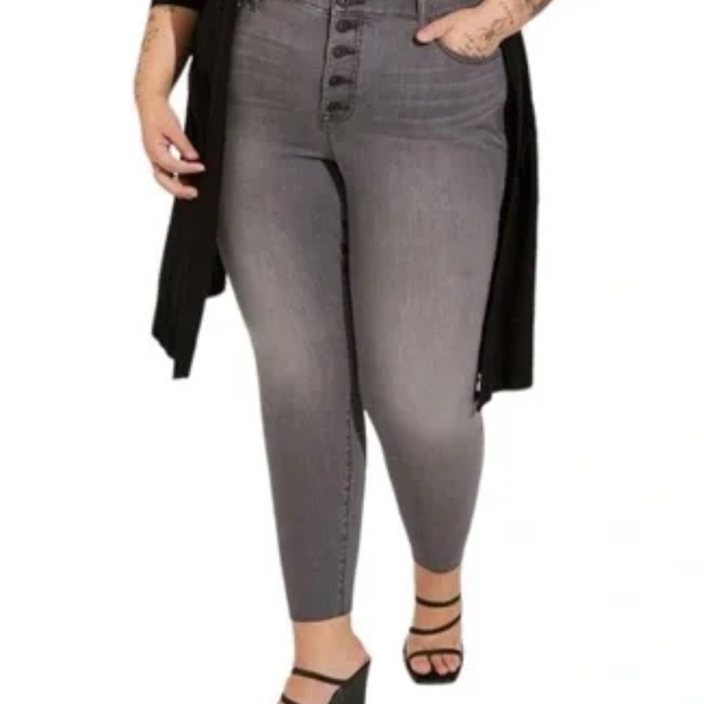 Stylish Gray Button-Up Jeans